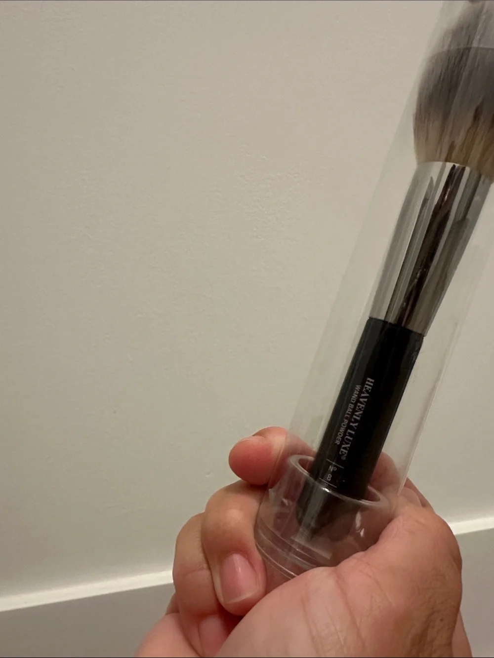 IT Cosmetics Heavenly Luxe Wand Ball Powder Brush #8 | New in Box and sealed